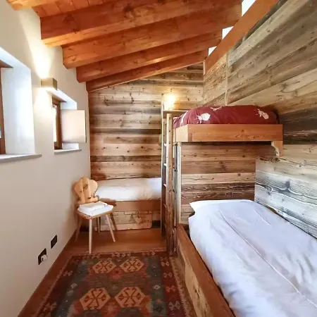 Apartment Petit Anna - Rifugio In Mezzo Alle Montagne La Thuile