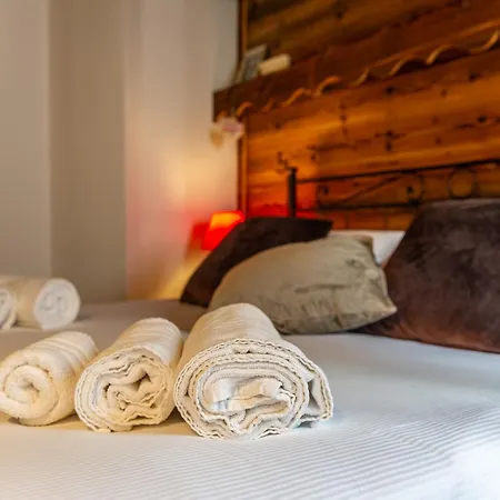 Petit Anna - Rifugio In Mezzo Alle Montagne * La Thuile